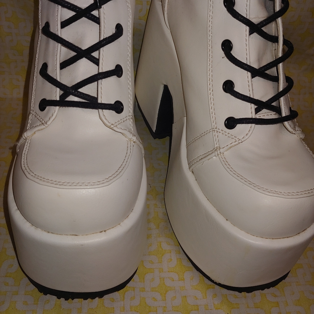 Demonia Dolls Kill White Camel Platform Lace Up Boots Booties Shoes - Picture 4 of 12